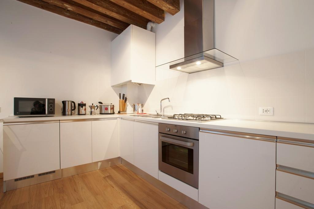 The Lion'S House Apt2 Венеция Стая снимка